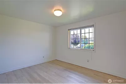 846 Livingston Bay Shore Drive, Camano Island, WA 98282 - Photo 29