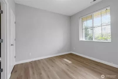 3240 Destination Avenue E, Fife, WA 98424 - Photo 5