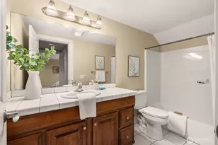 4606 S Andover St, Seattle, WA 98118 - Photo 35