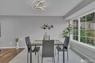 32027 11th Avenue SW, Federal Way, WA 98023 - Photo 9