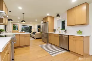 715 27th Ave, Seattle, WA 98122 - Photo 9