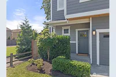 1208 170th St SW #A, Lynnwood, WA 98037 - Photo 3