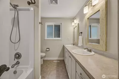 10710 147th Street E, Puyallup, WA 98374 - Photo 15