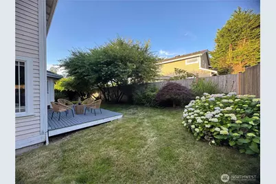 510 3rd Avenue N, Edmonds, WA 98020 - Photo 35