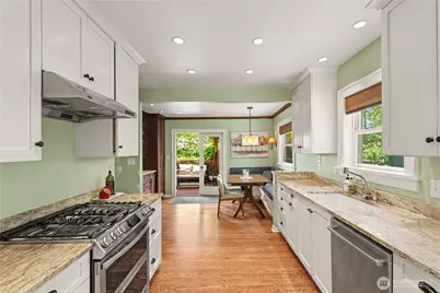 351 NW 84th Street, Seattle, WA 98117 - Photo 9