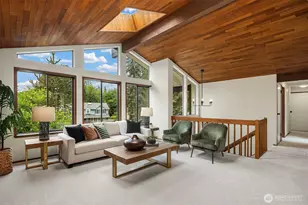 18311 NE 105th Ct, Redmond, WA 98052 - Photo 3