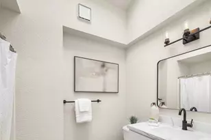 18311 NE 105th Ct, Redmond, WA 98052 - Photo 23