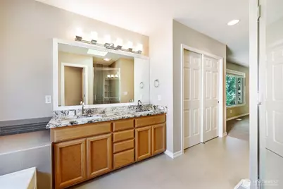 7115 NE 167th Street, Kenmore, WA 98028 - Photo 19