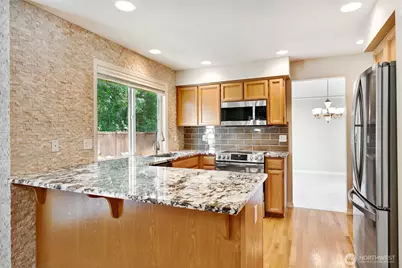 7115 NE 167th Street, Kenmore, WA 98028 - Photo 9