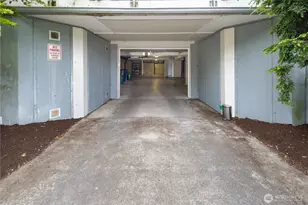 129 A 26th Ave E, Seattle, WA 98112 - Photo 23