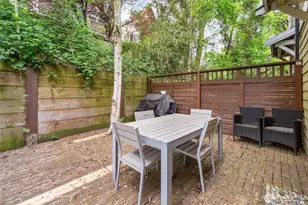 129 A 26th Ave E, Seattle, WA 98112 - Photo 21