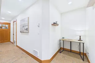741 N 94th St, Seattle, WA 98103 - Photo 9