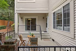 10909 Avondale Road NE, Redmond, WA 98052 - Photo 1