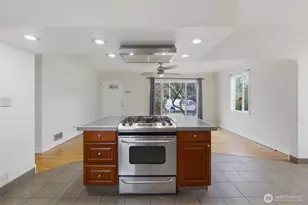 16 Oak Park Dr SW, Lakewood, WA 98499 - Photo 11