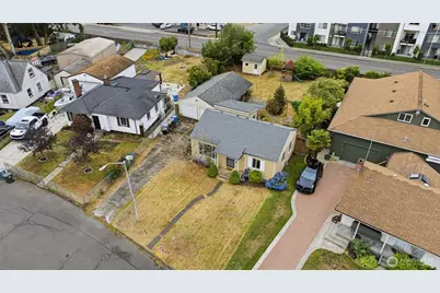 16 Oak Park Drive SW, Lakewood, WA 98499 - Photo 3