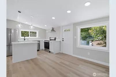 5600 Ocean View Boulevard NE, Bremerton, WA 98311 - Photo 11