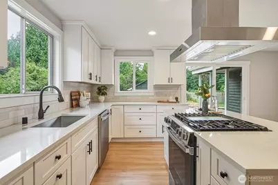 4720 224th Street SE, Bothell, WA 98021 - Photo 9