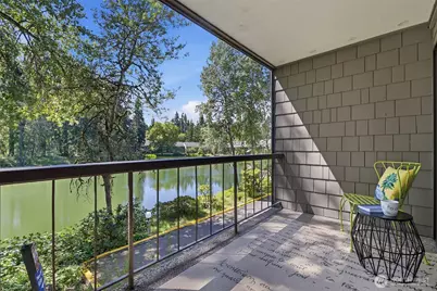 6858 139th Avenue NE #705, Redmond, WA 98052 - Photo 1