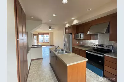 4436 44th Avenue SW #A, Seattle, WA 98116 - Photo 7