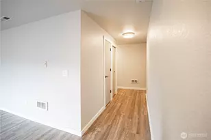 10010 15th Ave Ct E, Tacoma, WA 98445 - Photo 5