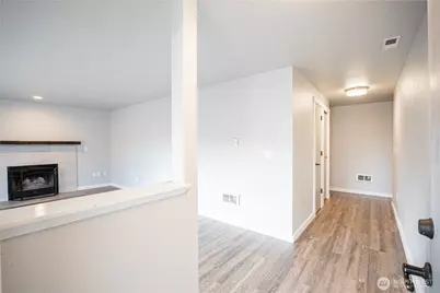 10010 15th Avenue Ct E, Tacoma, WA 98445 - Photo 3