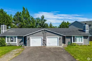 10010 15th Ave Ct E, Tacoma, WA 98445 - Photo 1