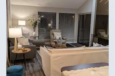19115 Ballinger Way NE #203, Lake Forest Park, WA 98155 - Photo 3