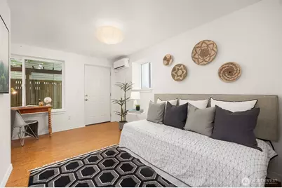 3300 Government Way #B, Seattle, WA 98199 - Photo 15