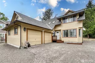 406 Pennie Ln, Bremerton, WA 98310 - Photo 1