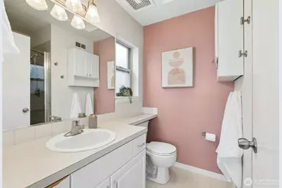 11560 Stone Avenue N #101, Seattle, WA 98133 - Photo 13