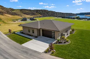 9604 Ridgeview Dr NW, Quincy, WA 98848 - Photo 5