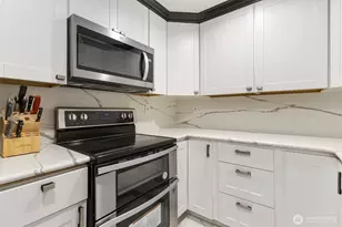 5004 188th St SW, Lynnwood, WA 98037 - Photo 11