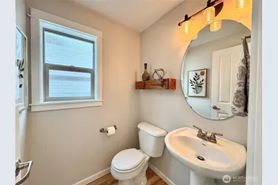 2138 N 113th Street #B, Seattle, WA 98133 - Photo 13