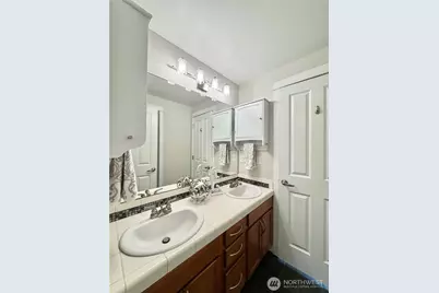 2138 N 113th Street #B, Seattle, WA 98133 - Photo 17