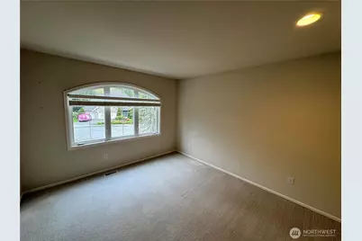 19416 NE 43rd Place, Sammamish, WA 98074 - Photo 3