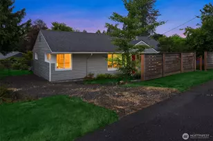 5702 239th Pl SW, Mountlake Terrace, WA 98043 - Photo 29