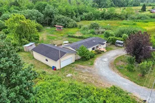18268 Colony Rd, Bow, WA 98232 - Photo 3