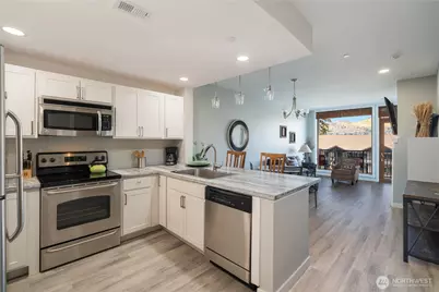 2220 W Woodin Avenue #305, Chelan, WA 98816 - Photo 3