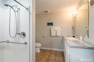 2220 W Woodin Ave, Chelan, WA 98816 - Photo 19