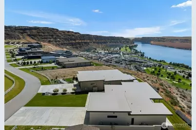 9665 Ridgeview Drive NW, Quincy, WA 98848 - Photo 5
