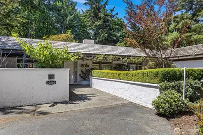 10260 Kaylen Pl, Bellevue, WA 98004 - Photo 1