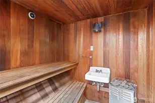 10260 Kaylen Pl, Bellevue, WA 98004 - Photo 21