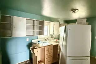 317 W Commercial St, Dayton, WA 99328 - Photo 9