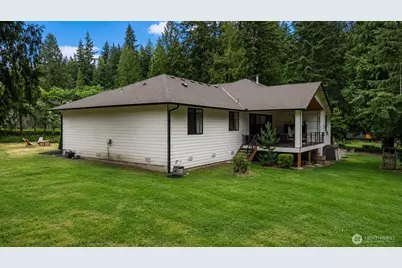 13529 Cascadian Way, Everett, WA 98208 - Photo 31
