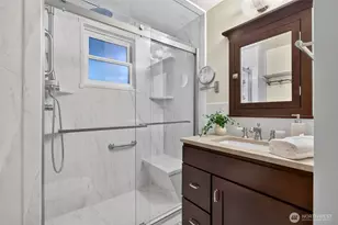 7337 Jones Ave NW, Seattle, WA 98117 - Photo 13