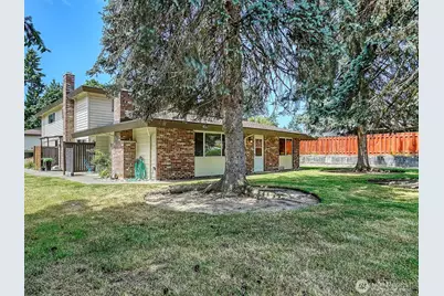 411 213th Place SW #12A, Bothell, WA 98021 - Photo 17