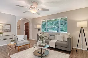 411 213th Pl SW, Bothell, WA 98021 - Photo 3