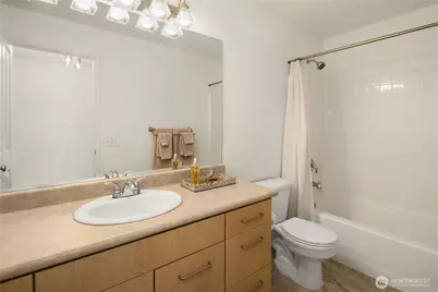 710 240th Way SE #J302, Sammamish, WA 98074 - Photo 15