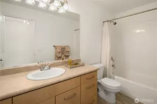 710 240th Way SE, Sammamish, WA 98074 - Photo 15