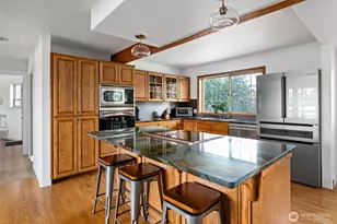 1646 Wind Dancer Pl, Coupeville, WA 98239 - Photo 11